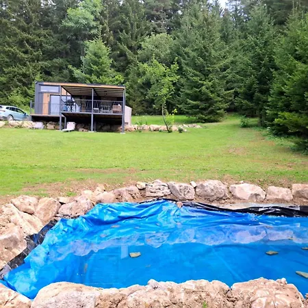 Noemi Pod Ziarom Chalet *