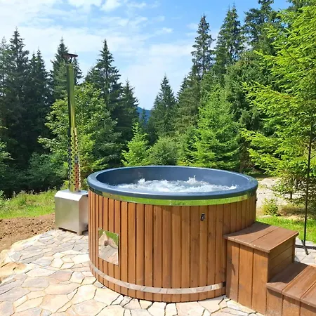 Chalet Noemi Pod Ziarom Komjatná